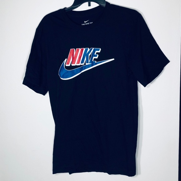 Mens’ Nike Tee - Picture 1 of 4
